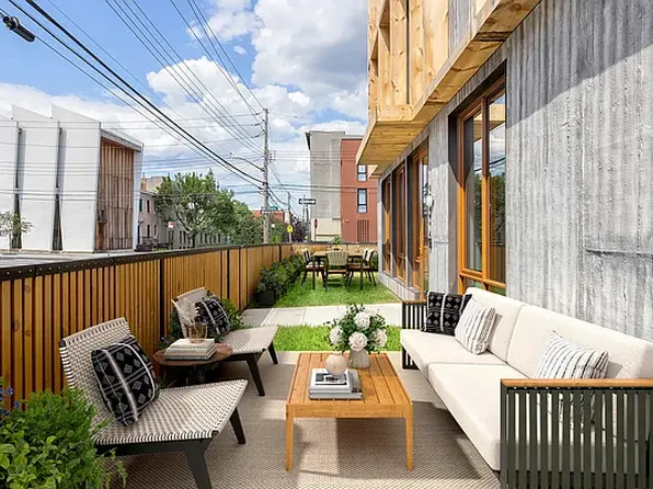 199 Conover Street image 9 of 12