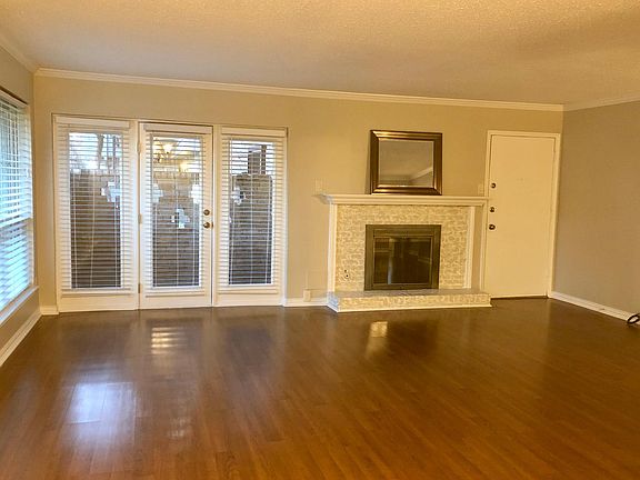 2nd image of 7711 Meadow Park Dr APT 131