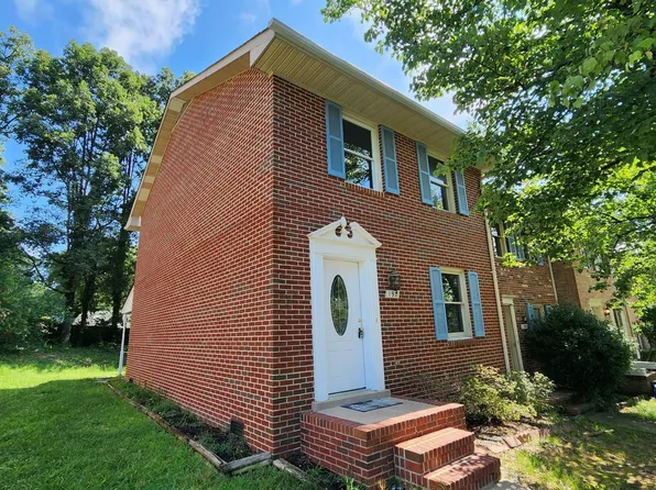 192 Farrell Ln, Fredericksburg, VA 22401