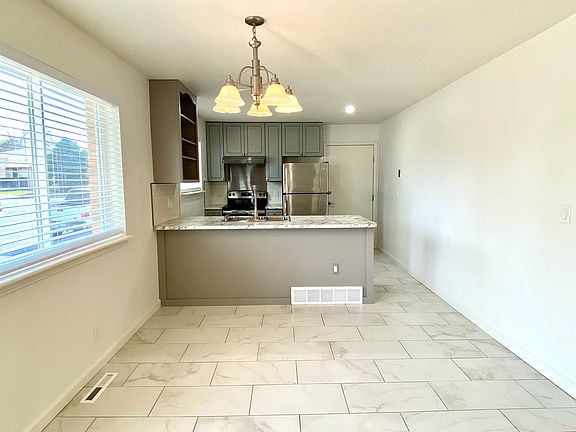 2nd image of 2433 Gay St