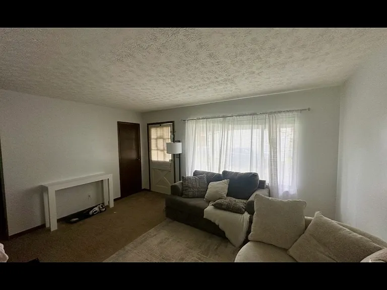 10893 Bent Branch Rd — Photo 4