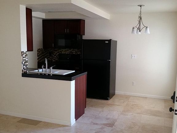 3rd image of 48216 Garbo Dr