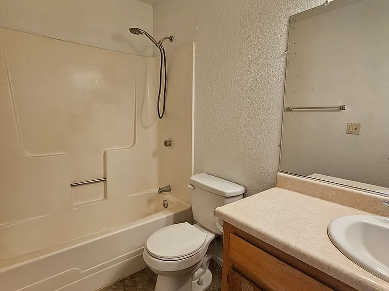 19746 Brokeoff Mountain Pl — Photo 11