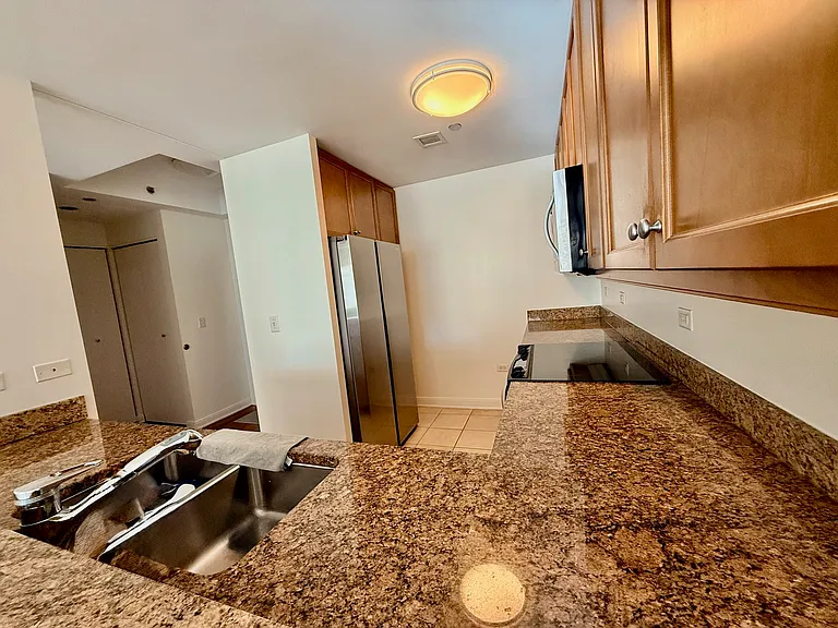 130 N Garland Ct #2110 — Photo 31