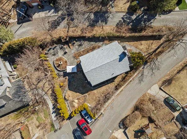 2711 Edgehill Avenue image 40 of 41