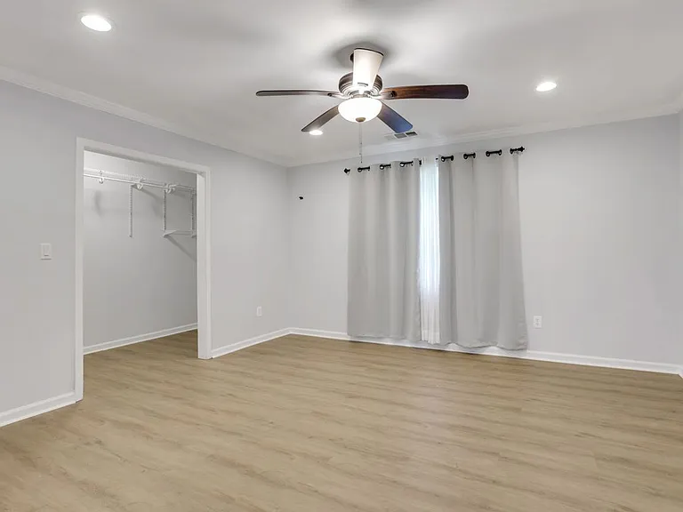 3436 Pinehill Dr — Photo 17