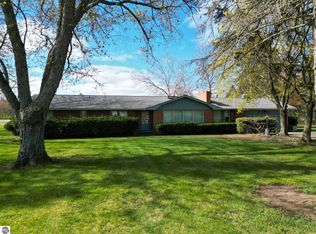 8670 E Pickard Rd, Mount Pleasant, MI 48858