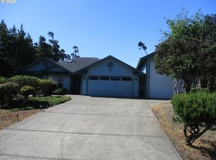 87820 Limpit Ln, Florence, OR 97439