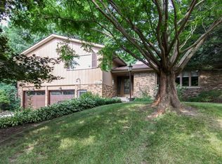 2610 35th St, Rock Island, IL