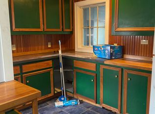 377 Charlotte Rd, Hinesburg, VT 05461