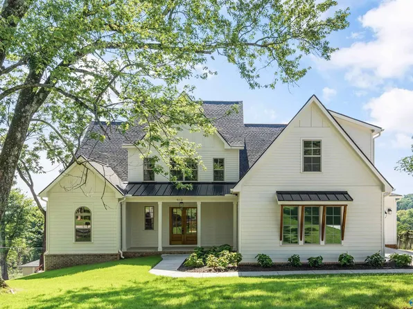 910 Kennamer Dr SE, Huntsville, AL 35801