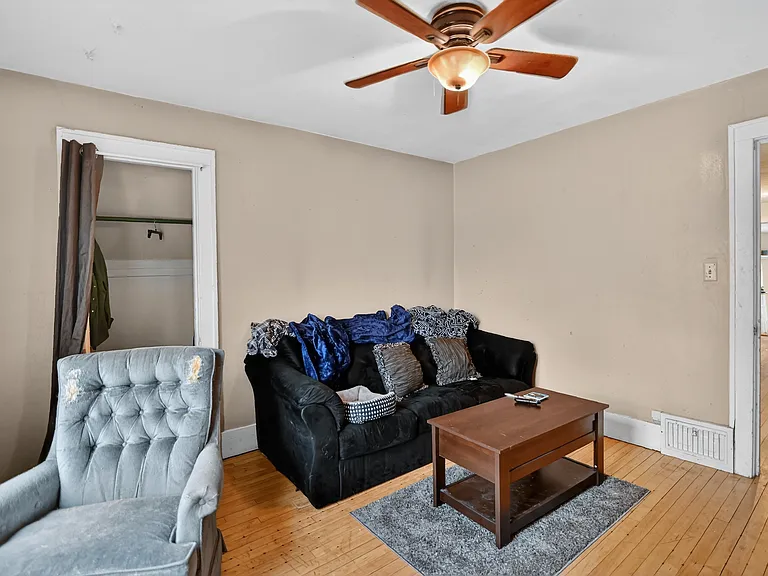 822 E Dayton St #2 — Photo 6