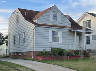 3423 Park Dr, Parma, OH