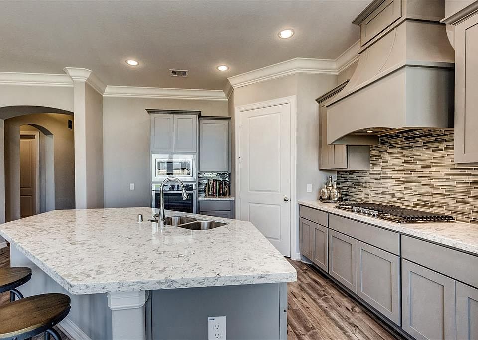 1st image of 54 Floral Hills Ln