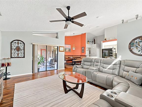 2nd image of 9324 CREEKSIDE COURT