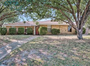 1134 Harvest Hill Cir, Desoto, TX 75115