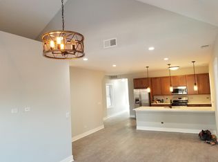 1903 W Cullerton St #229, Chicago, IL 60608