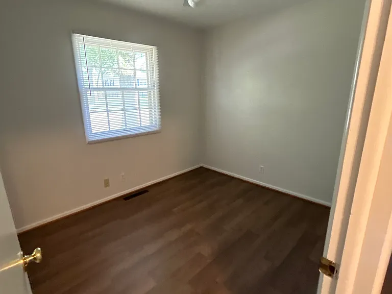 3400 SW 30th St — Photo 12