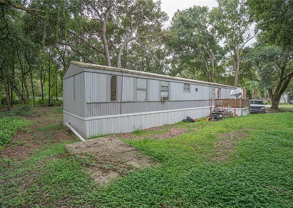 1st image of 323 Donald Ln