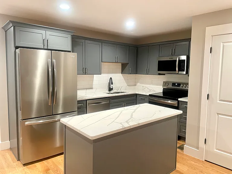 1201 Huntington Ave — Photo 4