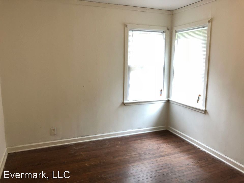 2nd image of 1032 N Tibbs Ave