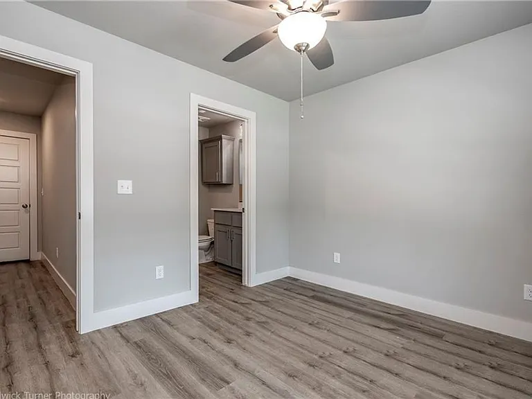 1508-1518 N Gregg Ave — Photo 18
