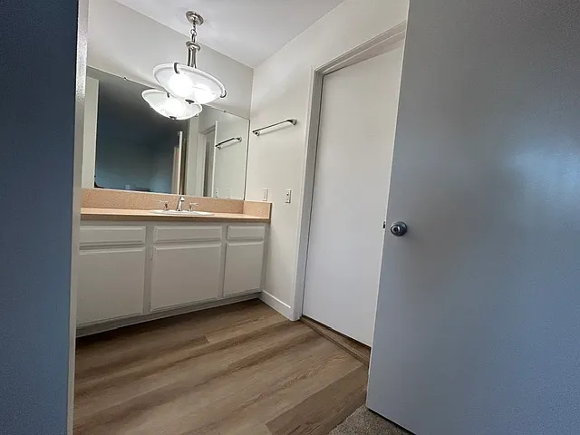 1080 Palmetto Way #E — Photo 11