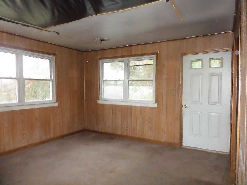 2nd image of 119 Bethune Cir