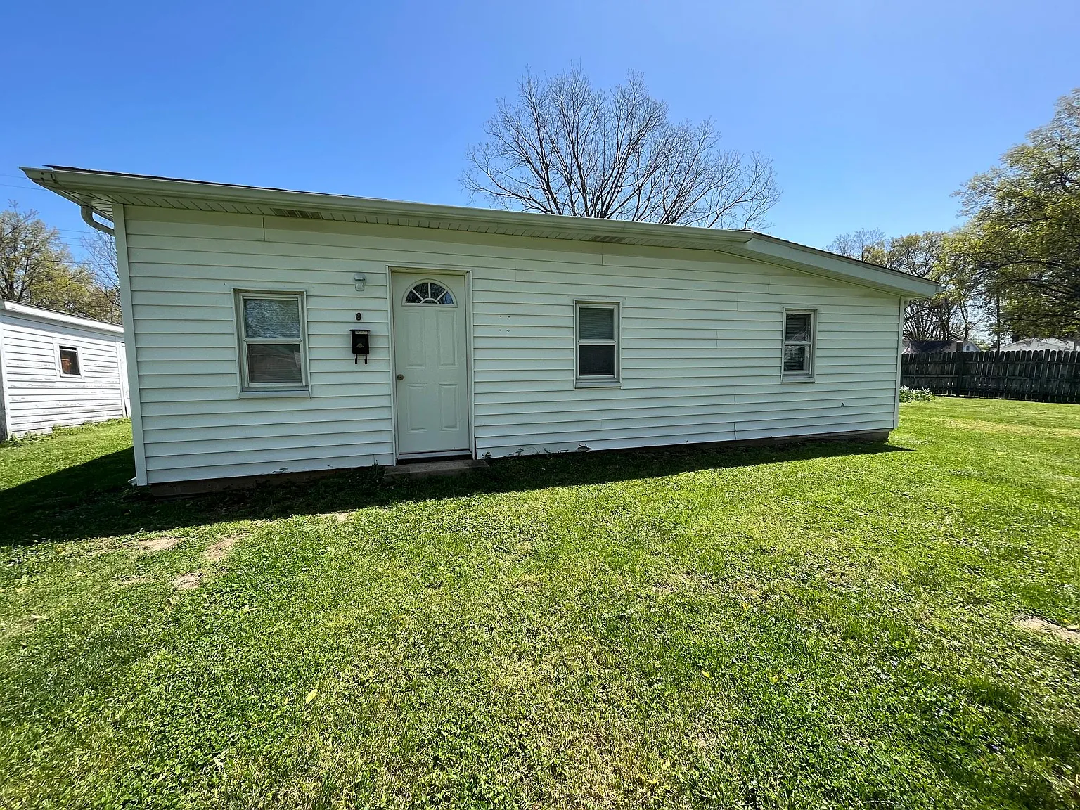 1 bed, 576 sqft, $995 — Photo 1