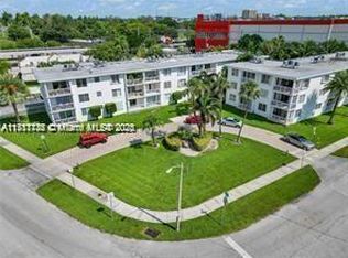 1600 NE 114th St APT 211, Miami, FL 33181