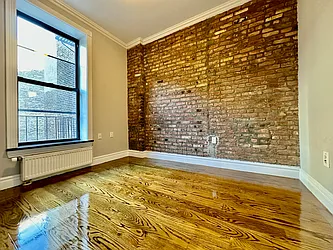 Rented by Nest Seekers International