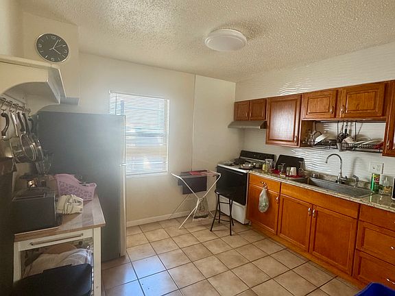 5th image of 4301 17th Ave S