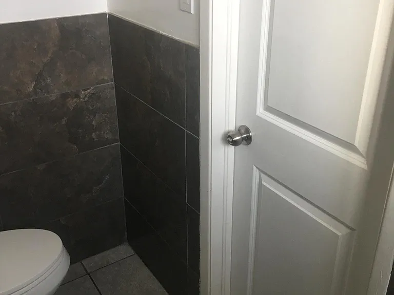 8116 Gilbert Dr — Photo 11
