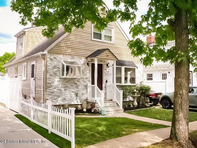 215 Beach Rd, Staten Island, NY, 10312