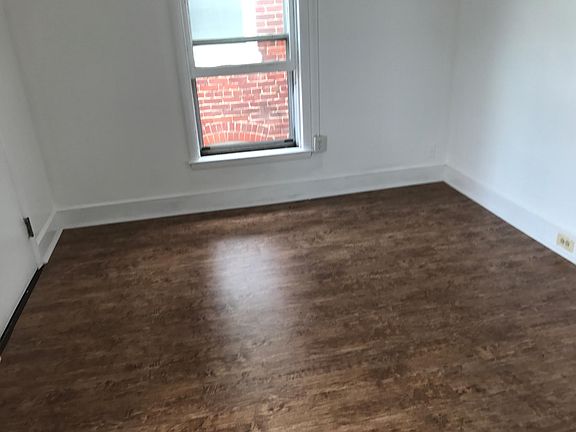 5th image of 648 N Mulberry St
