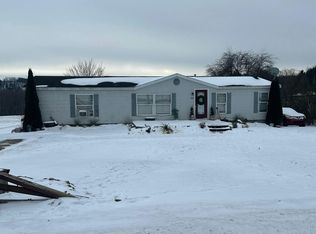 690 Ridge Ave, Curwensville, PA 16833