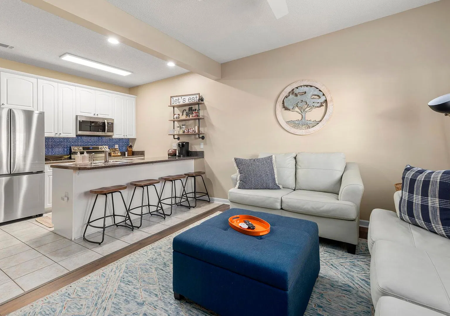 Victory Condominiums — Photo 2