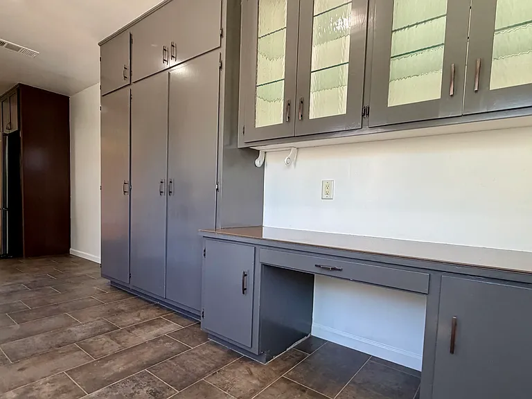 2279 N Granada Ave — Photo 9
