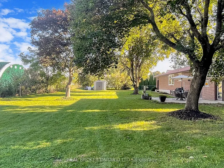 15 Jasmine Cres — Photo 43