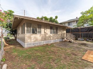 1751 Algaroba St, Honolulu, HI 96826