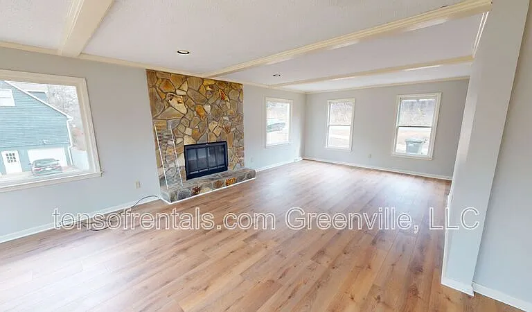 710 Stallings Rd — Photo 4