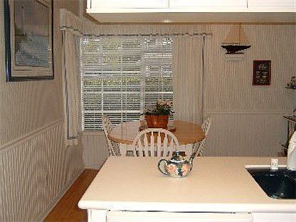 Kitchen nook