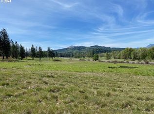 400 Sword Fern Ln, Roseburg, OR 97471