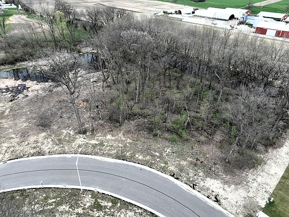 2nd image of 9539 112th St