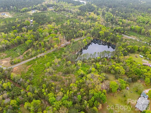 5th image of Springwood Lakes Rd