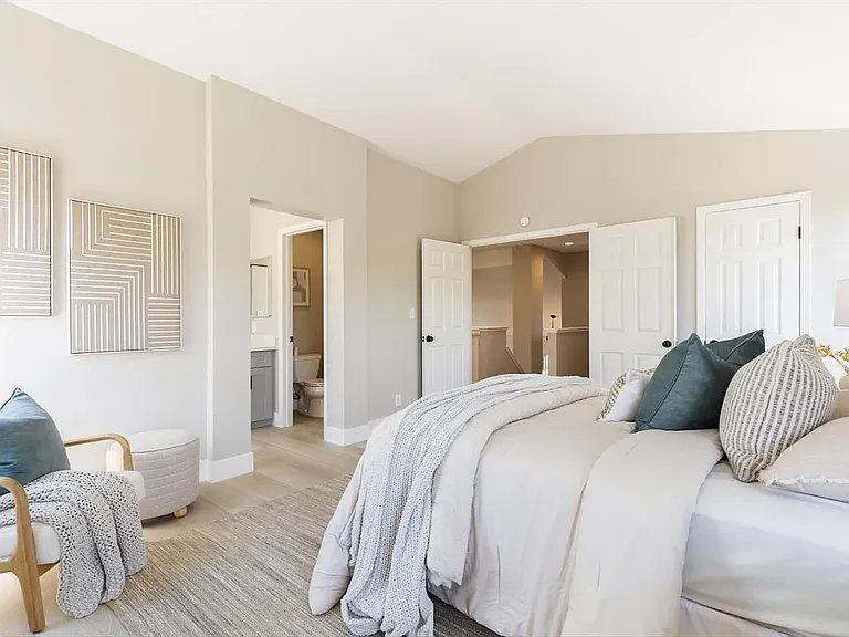 3292 Moreno Ave — Photo 21