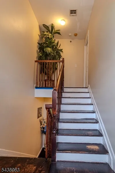 3 bed, 2.0 bath, $2,950 — Photo 3