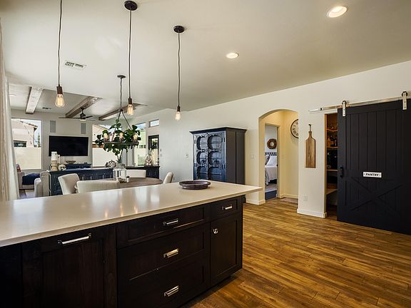 5th image of 9907 Cielito Oeste Way NE