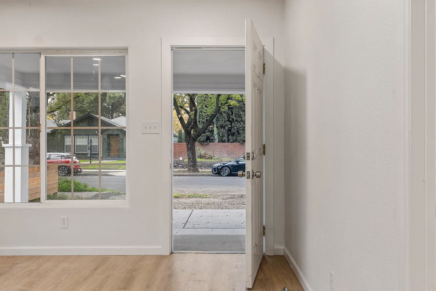 2 bed, 660 sqft, $2,000 — Photo 4