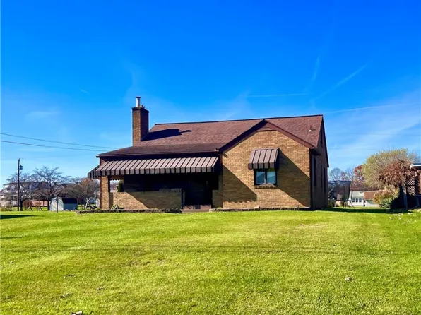 315 Meadow St, Ford City, PA 16226